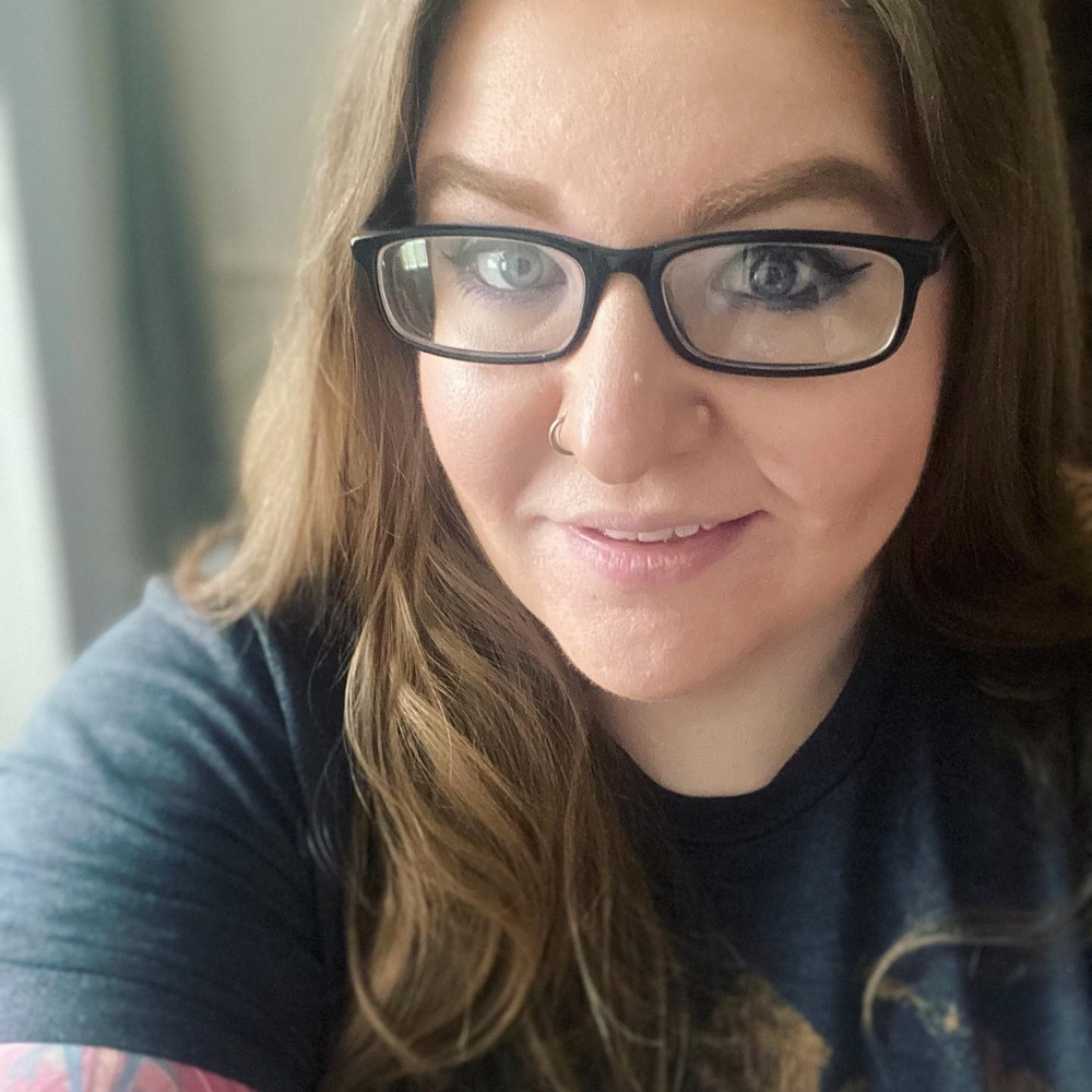 Meet your Posher, Raquel